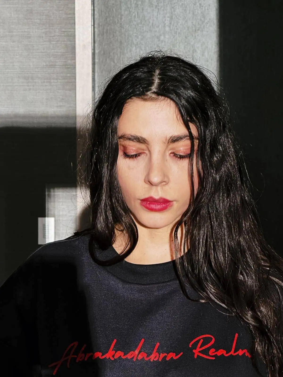 OVERSIZE ABRAKADABRA REALM BLACK view 4