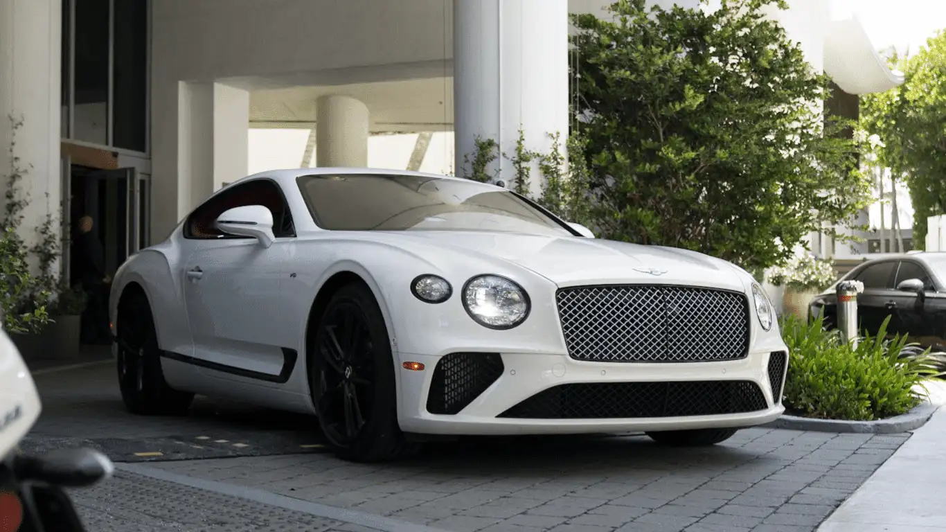 BENTLEY CONTINENTAL GT - Interior