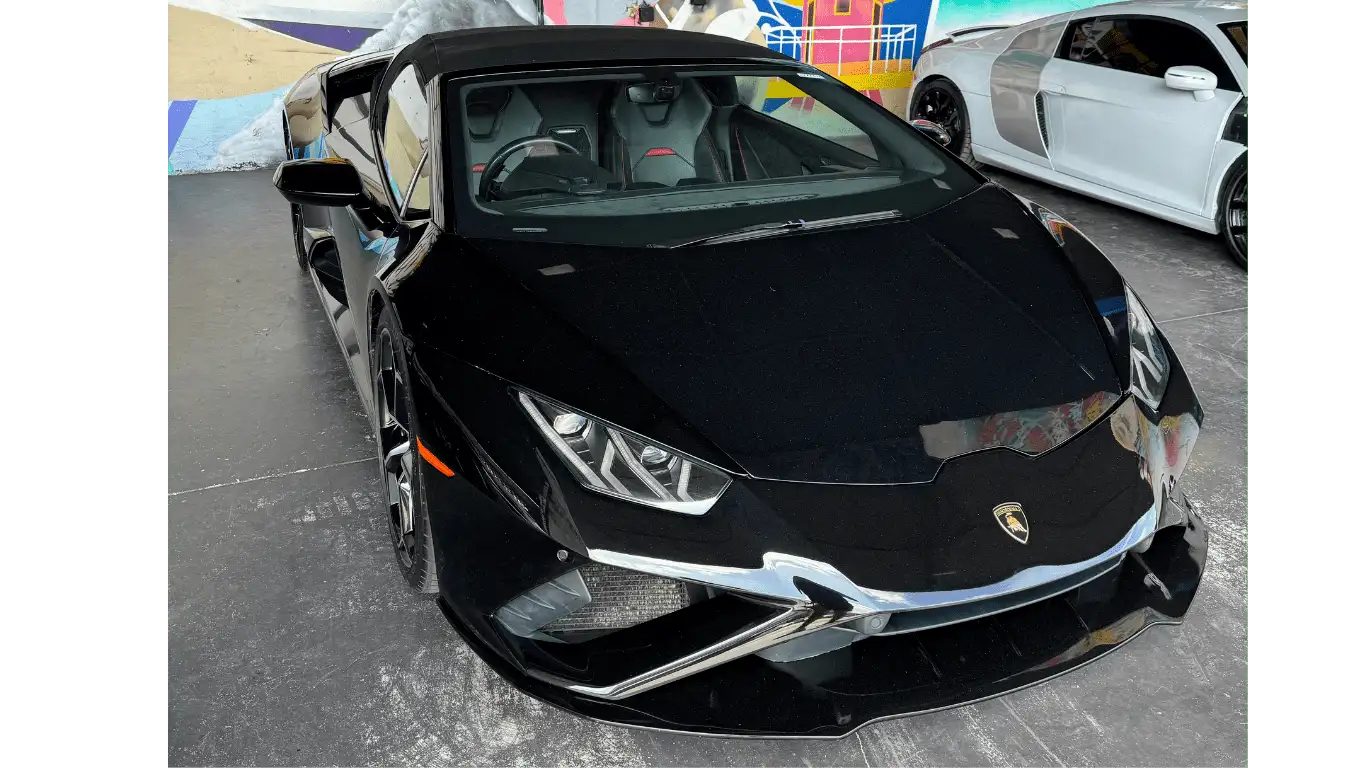 LAMBORGHINI HURACAN EVO BLACK - Interior