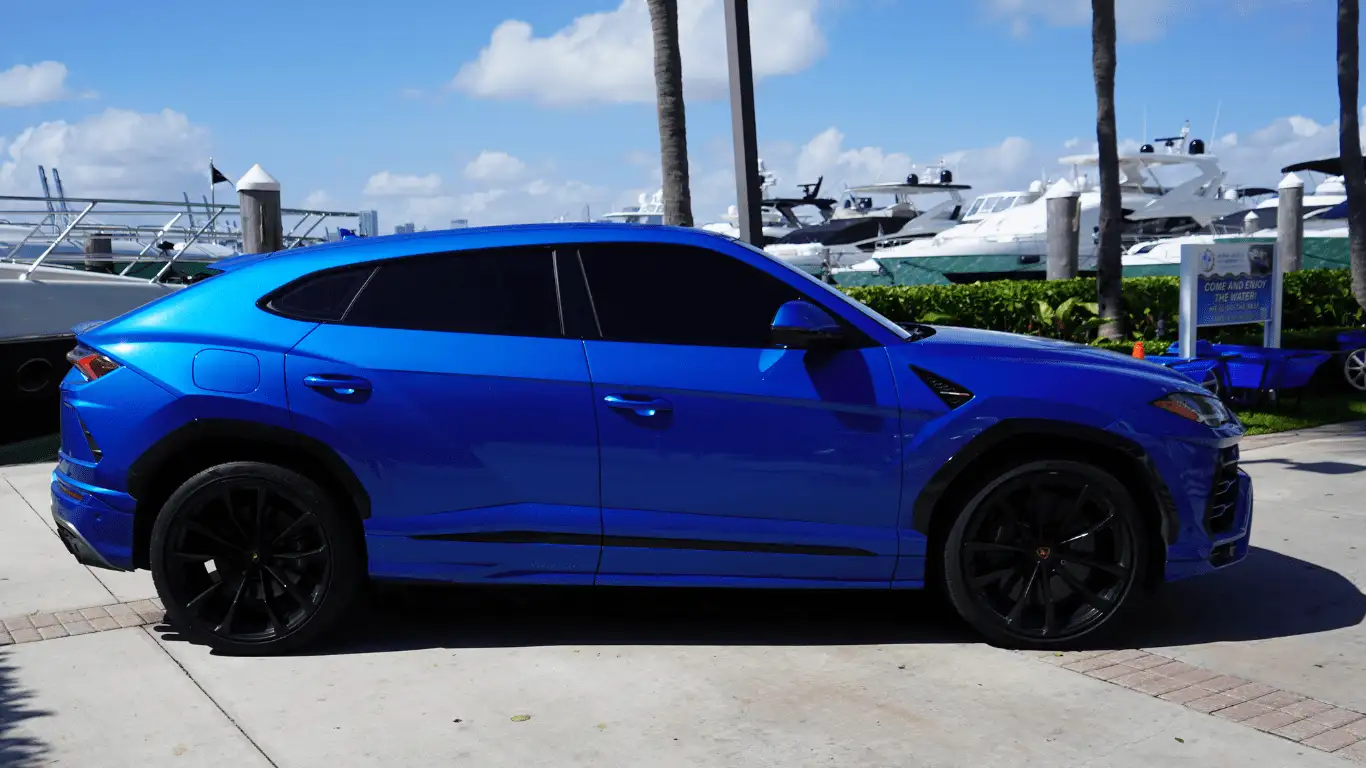 LAMBORGHINI URUS BLUE - Interior