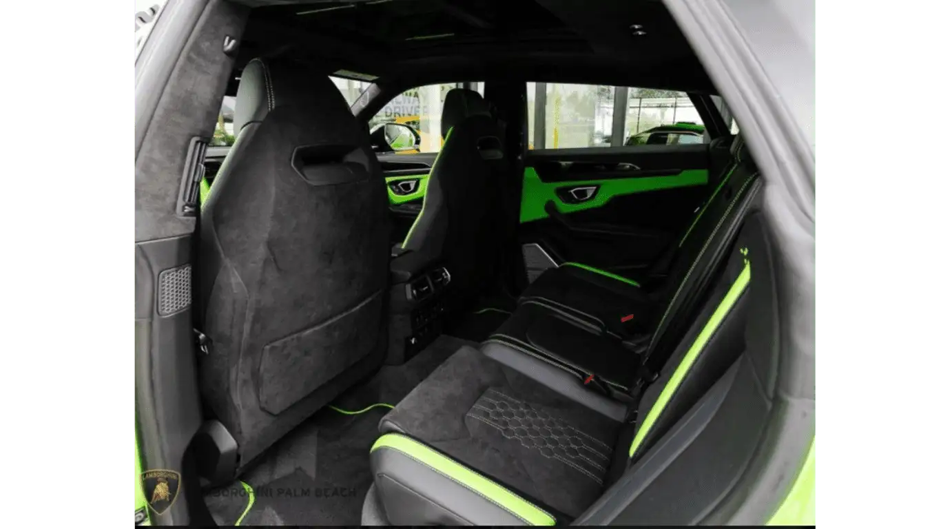 LAMBORGHINI URUS S GREEN - Interior