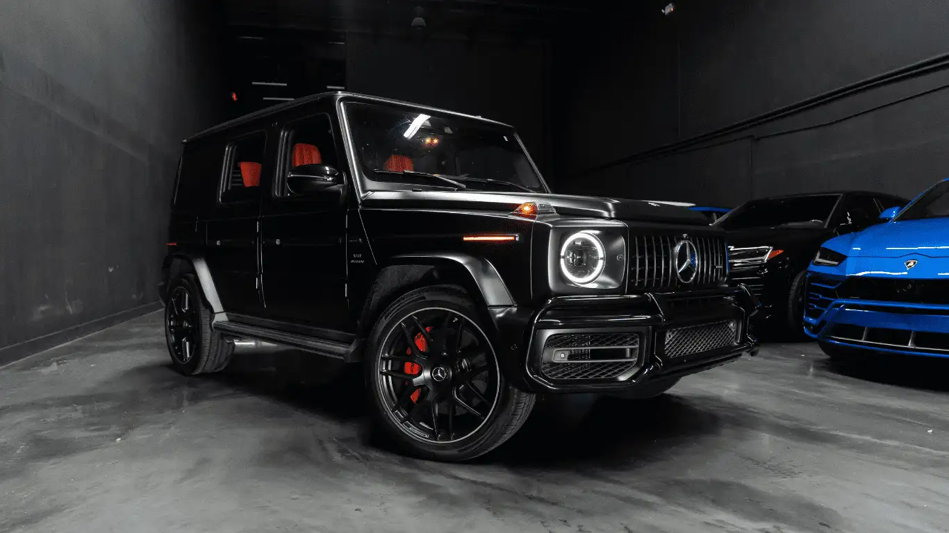 MERCEDES BENZ G63 - Front View