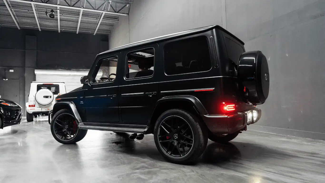 MERCEDES BENZ G63 - Interior