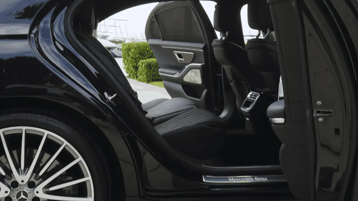 MERCEDES BENZ S580 - Photo 5