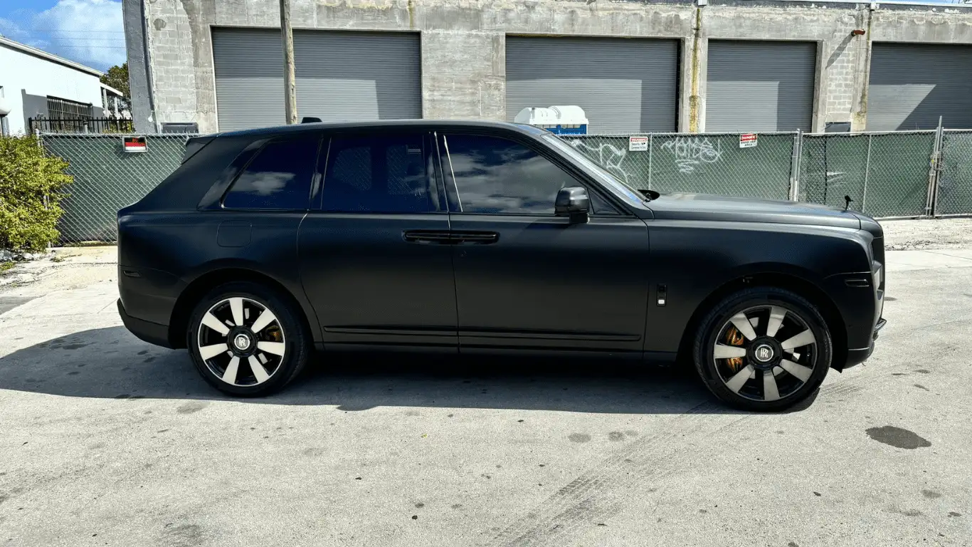ROLLS ROYCE CULLINAN BLACK 1 - Dashboard