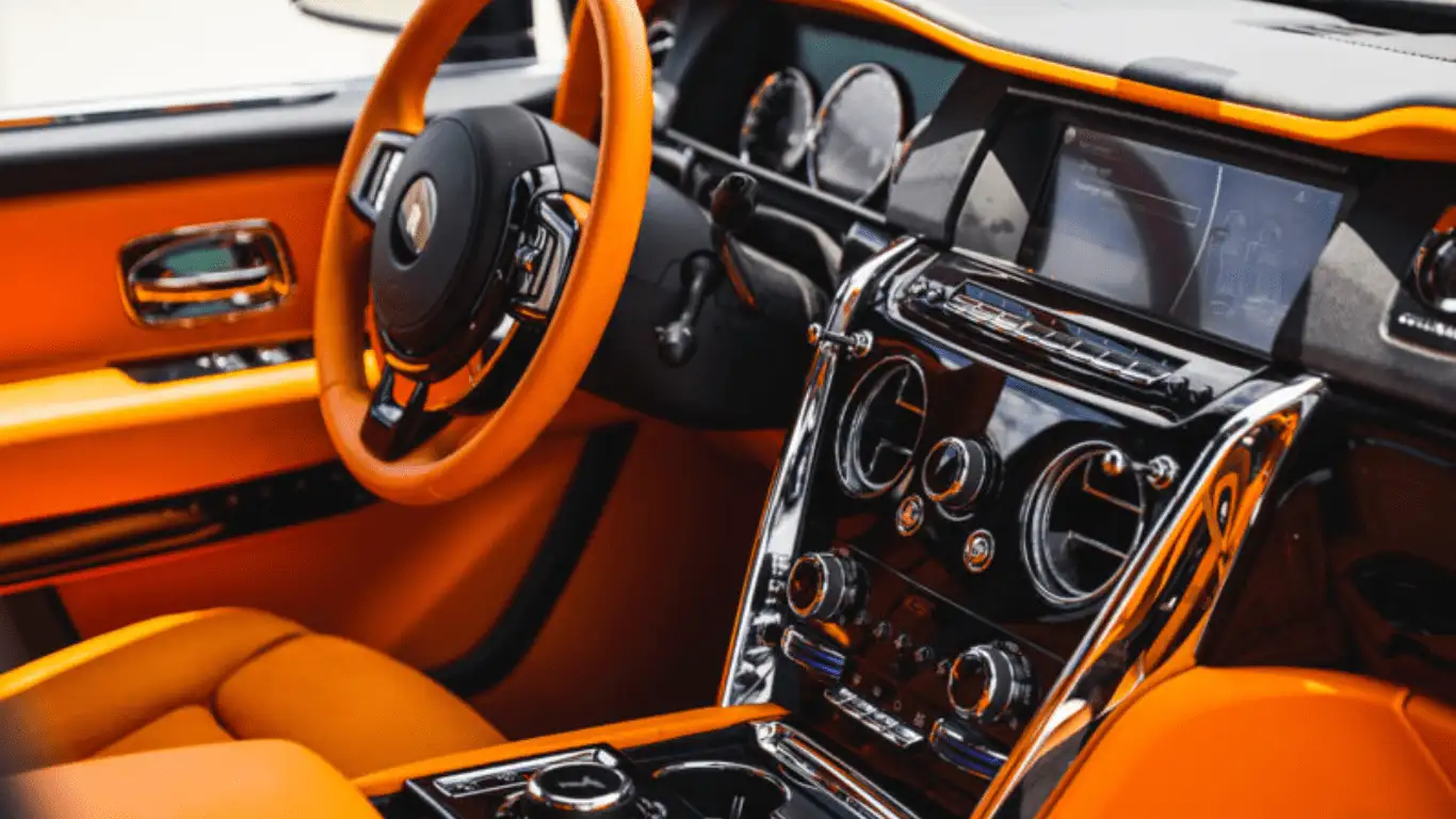 ROLLS ROYCE CULLINAN BLACK 2 - Interior