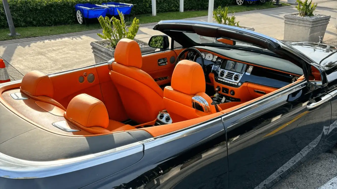 ROLLS ROYCE DAWN - Interior